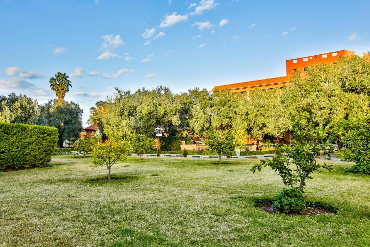 Complexe El Bassatine Hotel Beni Mellal Exterior photo
