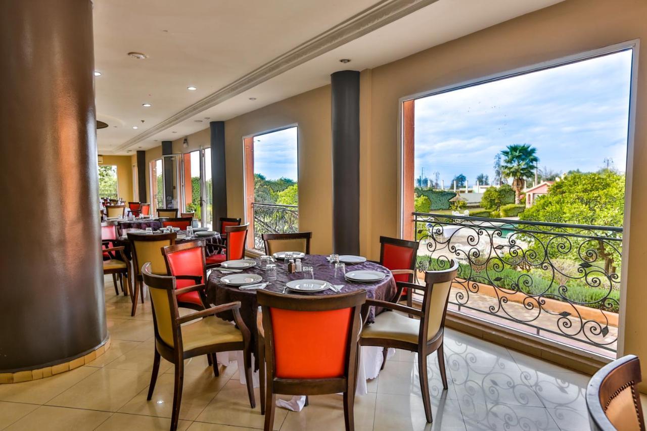 Complexe El Bassatine Hotel Beni Mellal Exterior photo