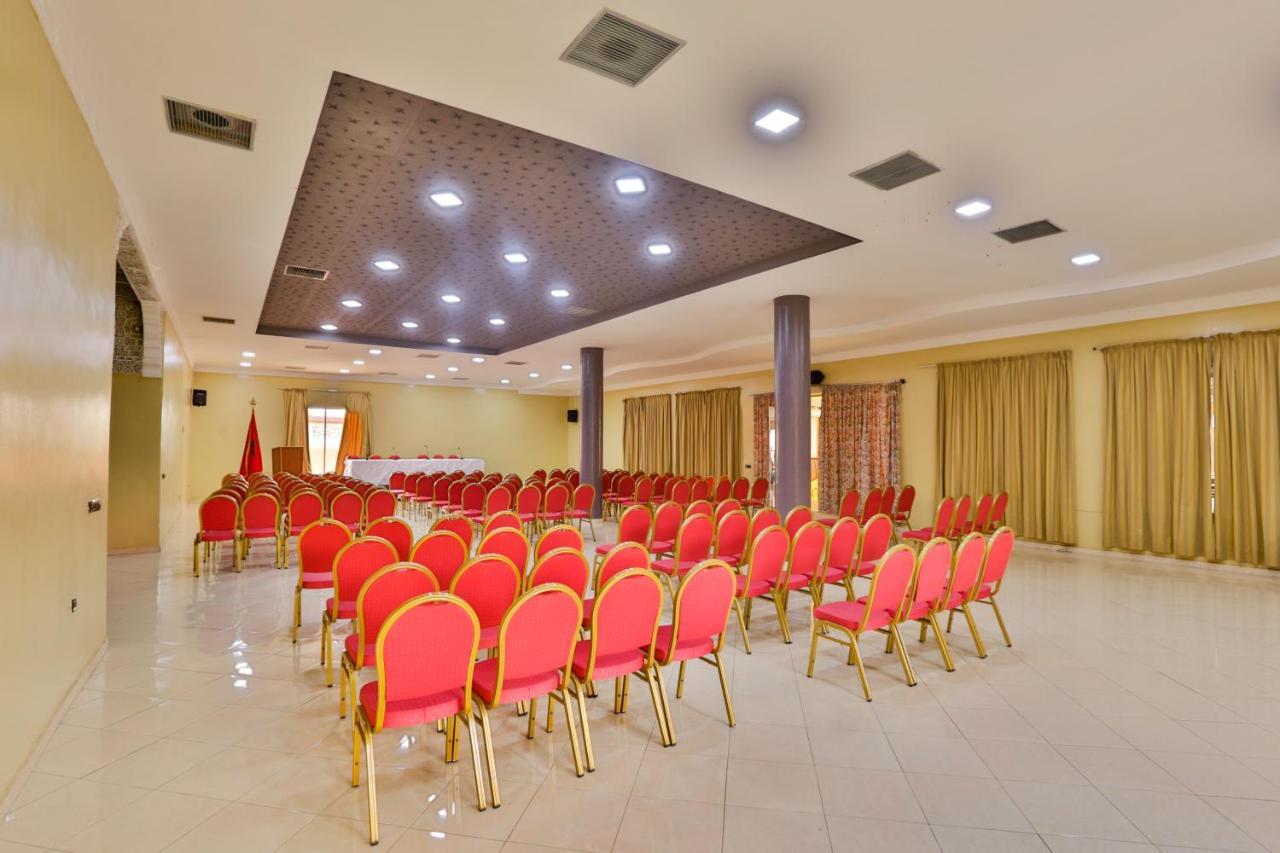 Complexe El Bassatine Hotel Beni Mellal Exterior photo