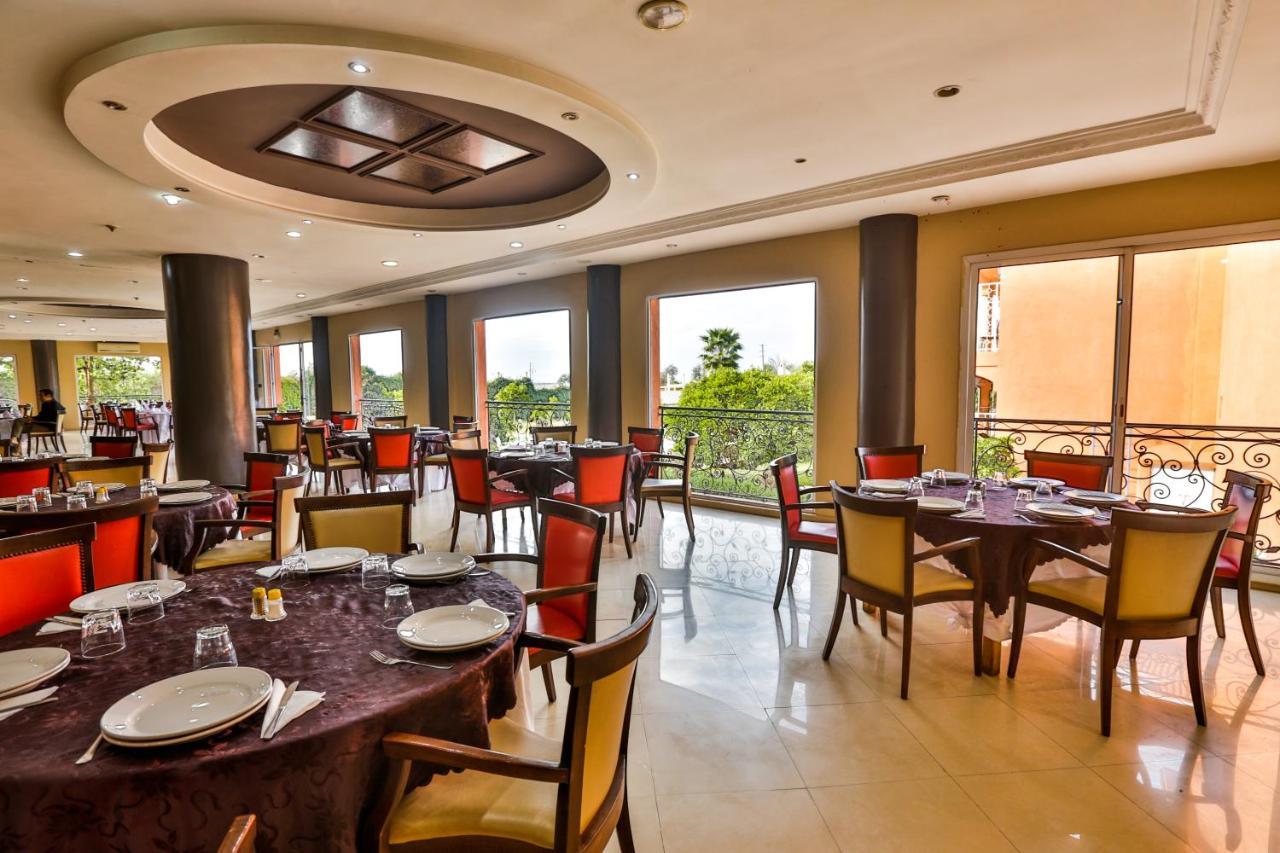 Complexe El Bassatine Hotel Beni Mellal Exterior photo